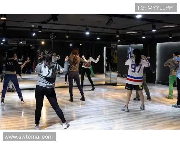 周娜独家分享街舞心得与技巧助你舞出自我风格与魅力