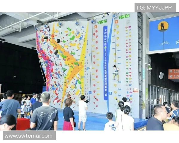 深圳攀岩队的逆袭之路：从初学者到顶尖高手的奋斗纪实